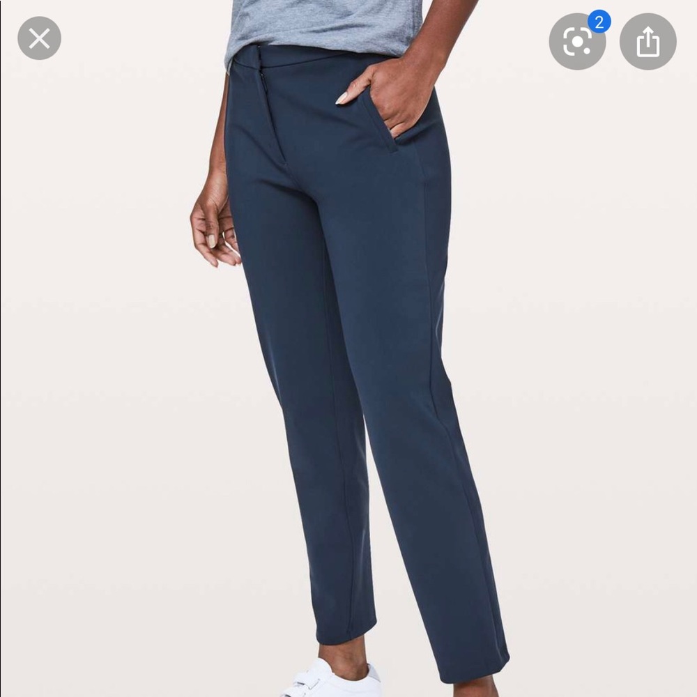 BRAND NEW LULULEMON ON THE MOVE PANTS